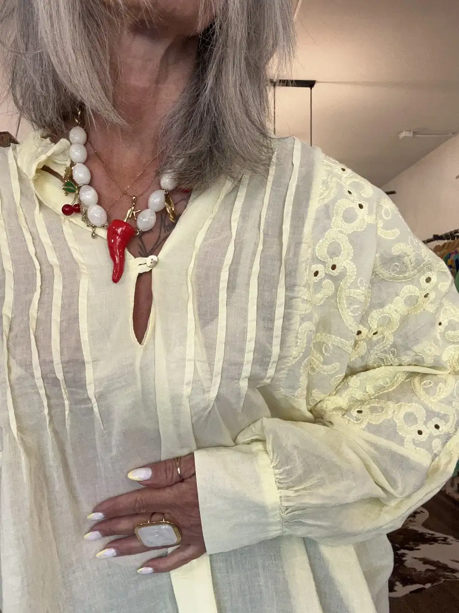 Blouse crudelia by Banditas From Marseille