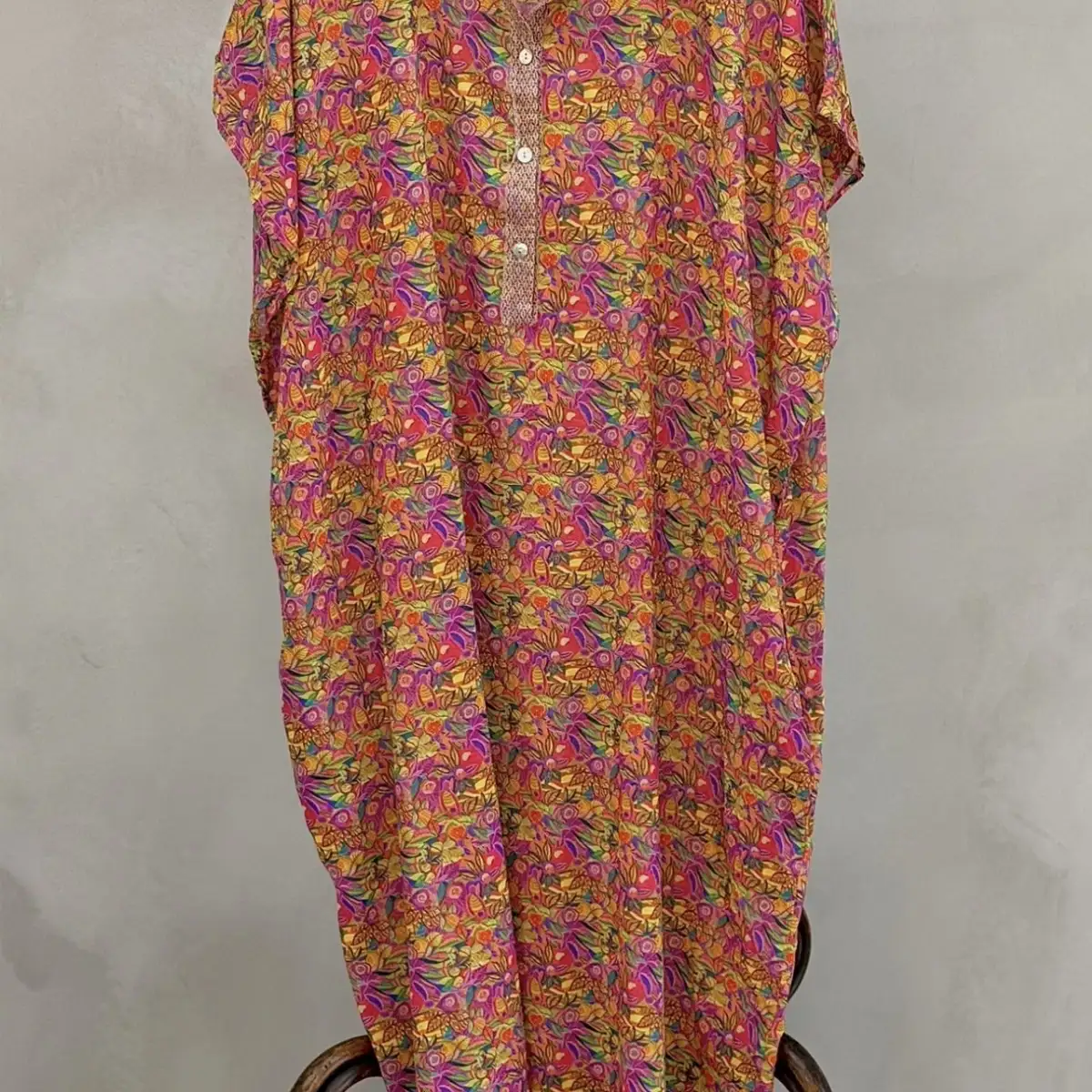 Robe Apia